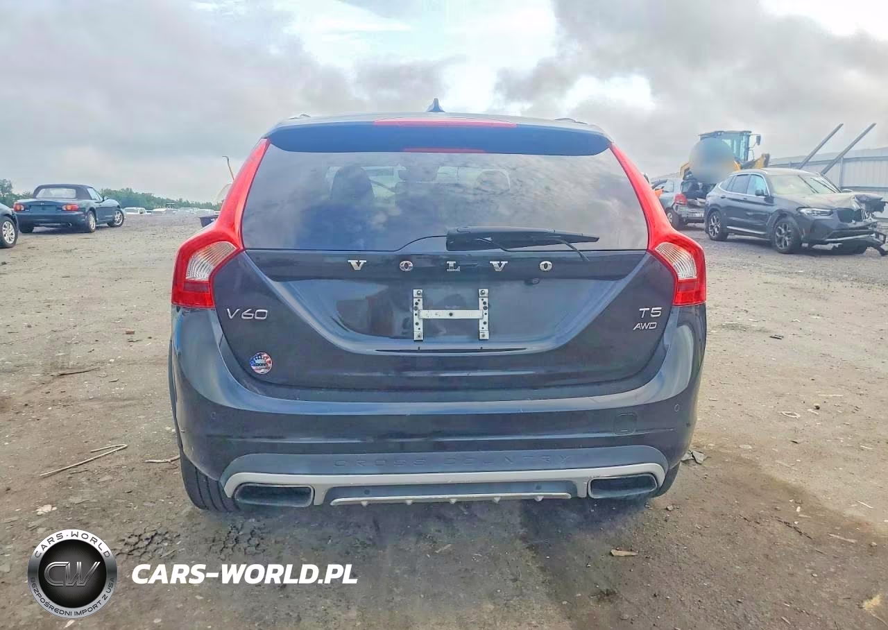 2016 Volvo V60 Cross Country Premier VIN:YV4612HK8G1019258 - 6