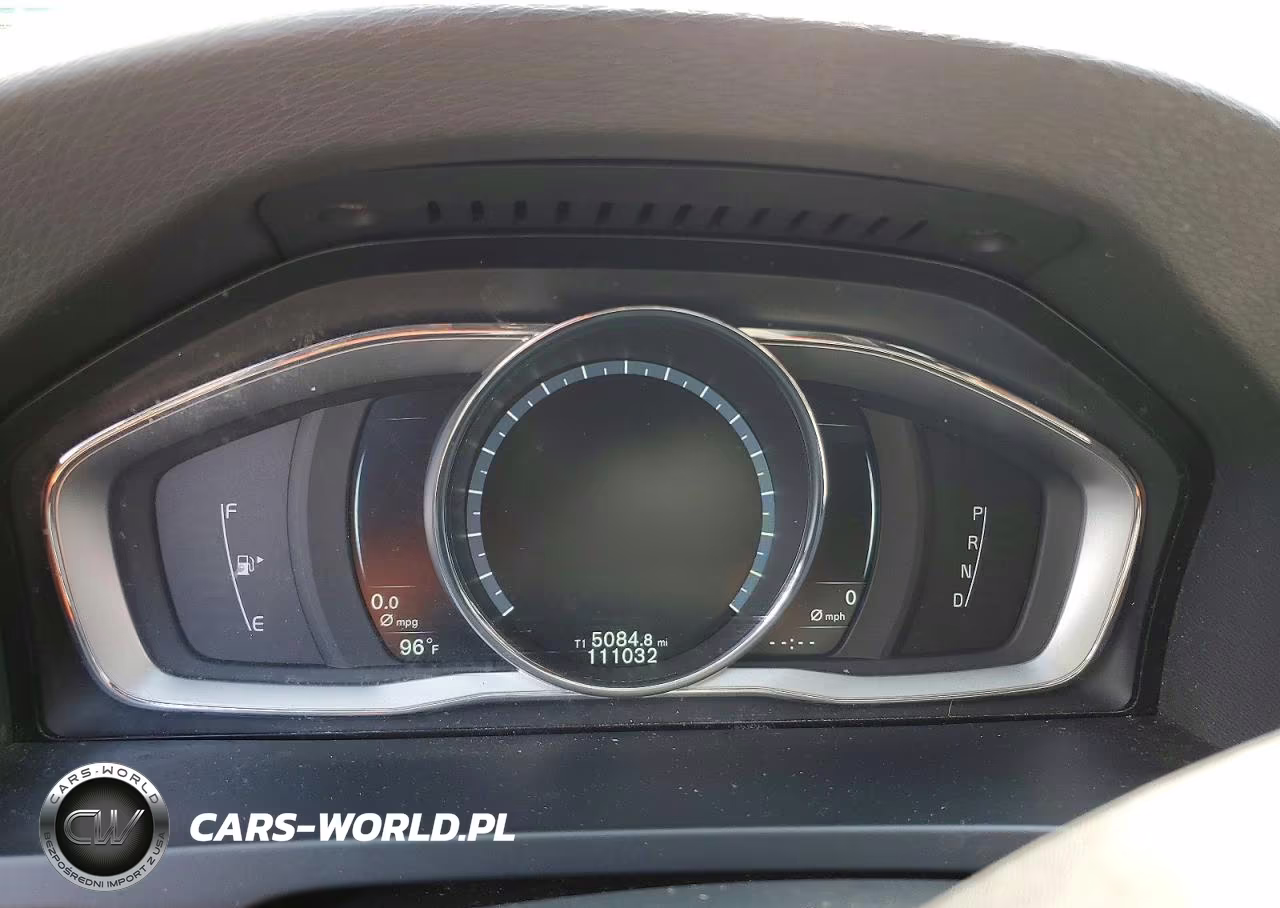 2016 Volvo V60 Cross Country Premier VIN:YV4612HK8G1019258 - 9
