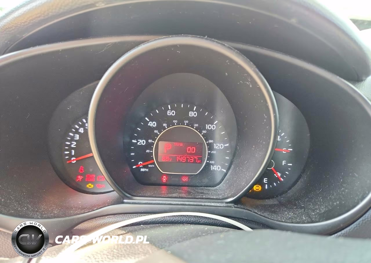 2019 Kia Soul + VIN:KNDJP3A56K7679777 - 9