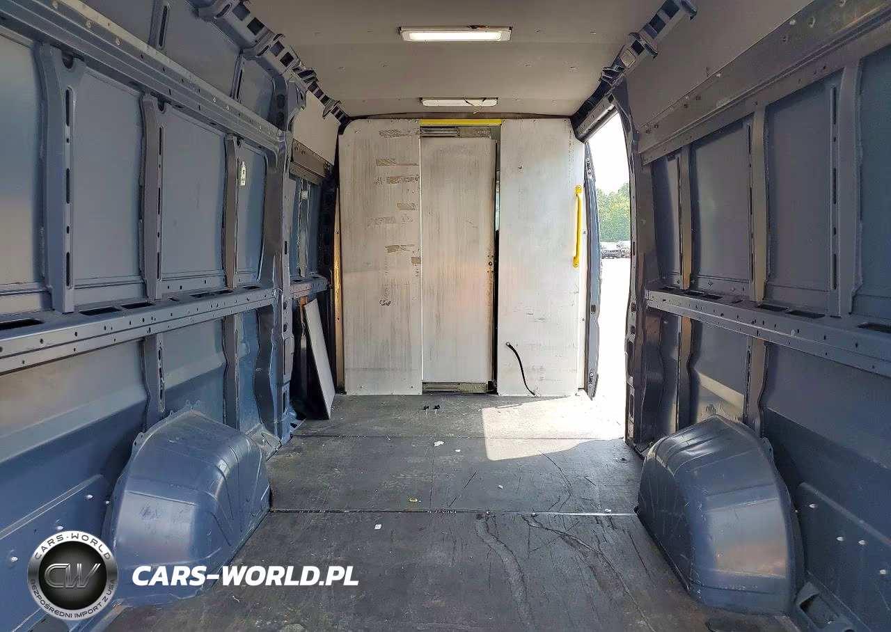2019 Ram Promaster 3500 3500 High VIN:3C6URVJG8KE556302 - 10