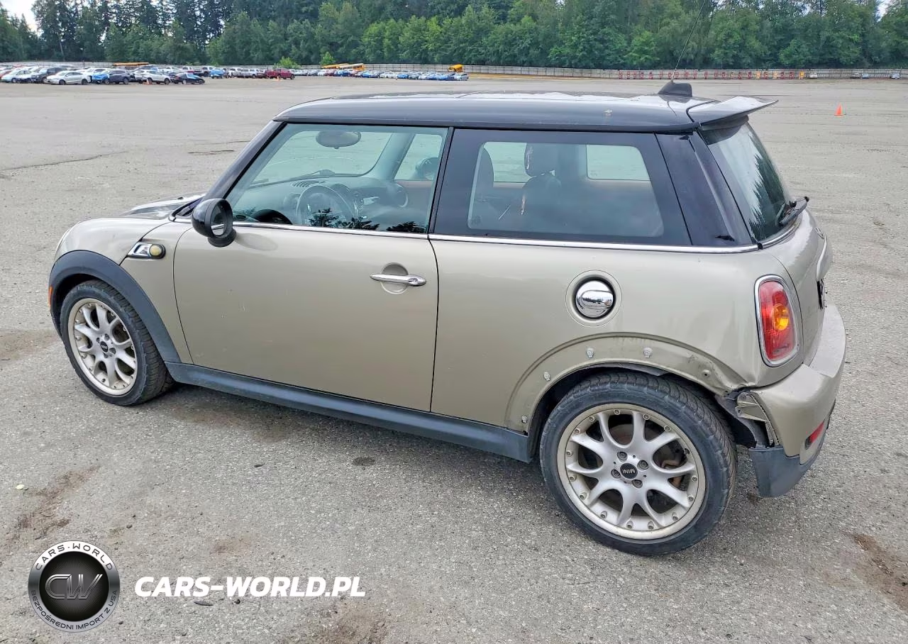 2007 Mini Cooper S VIN:WMWMF73577TL83361 - 2
