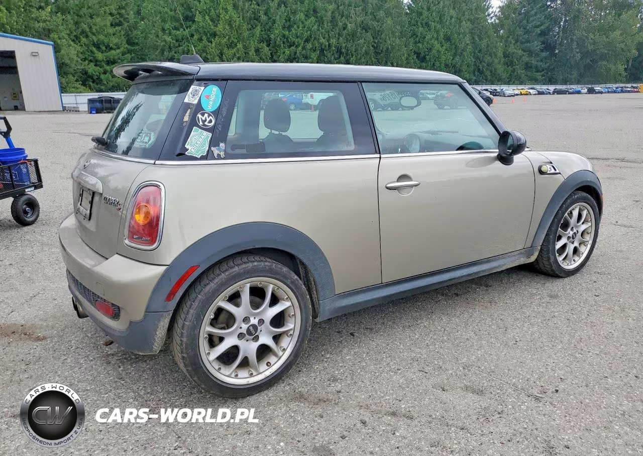 2007 Mini Cooper S VIN:WMWMF73577TL83361 - 3