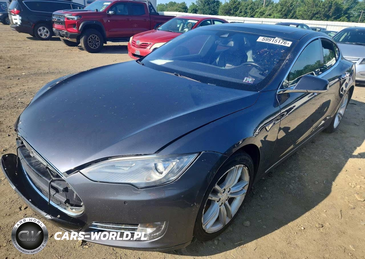 2016 Tesla Model S – zdjęcie 1 z 12