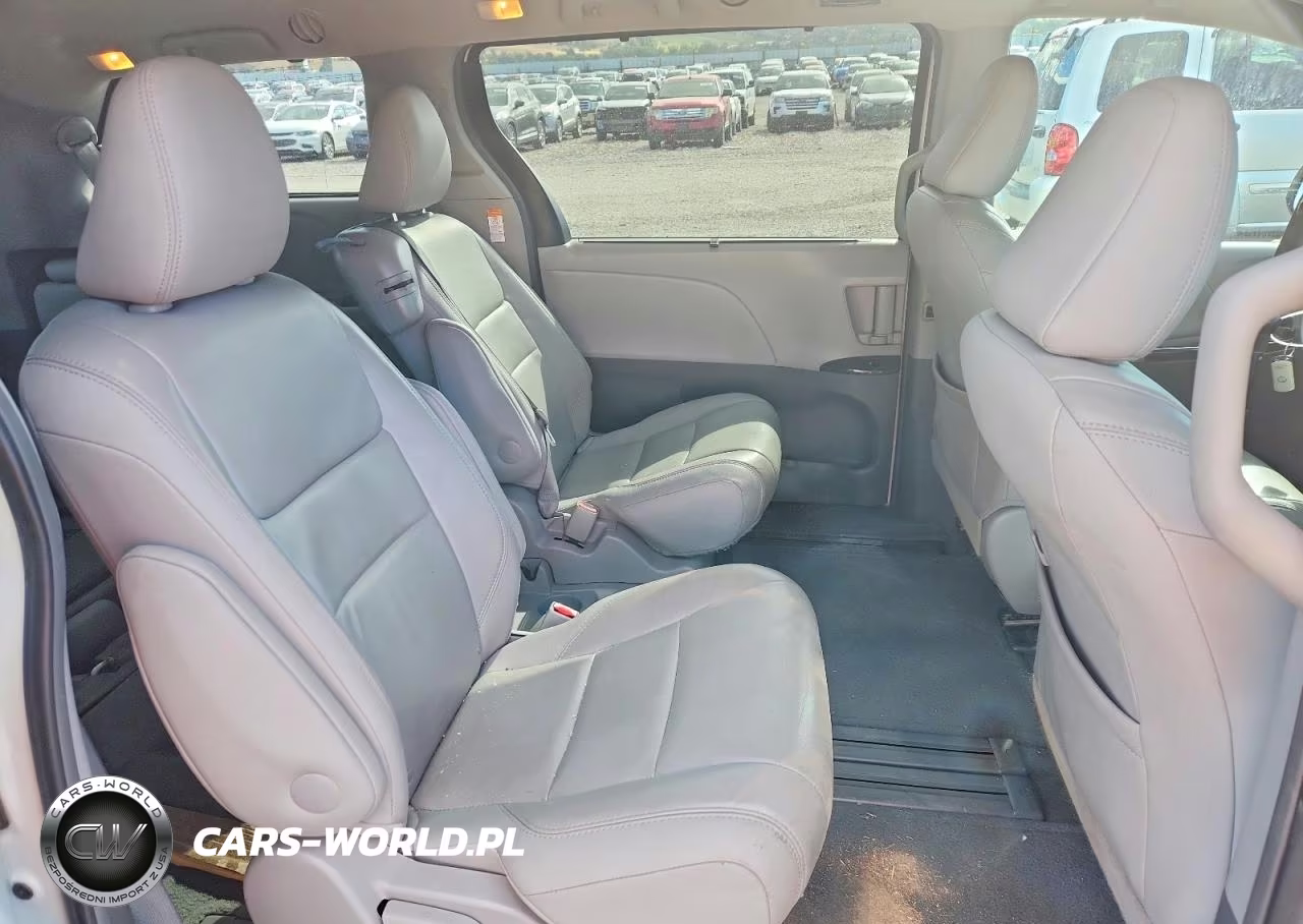 2015 Toyota Sienna Xle 8-Passenger VIN:5TDYK3DC4FS566784 - 10