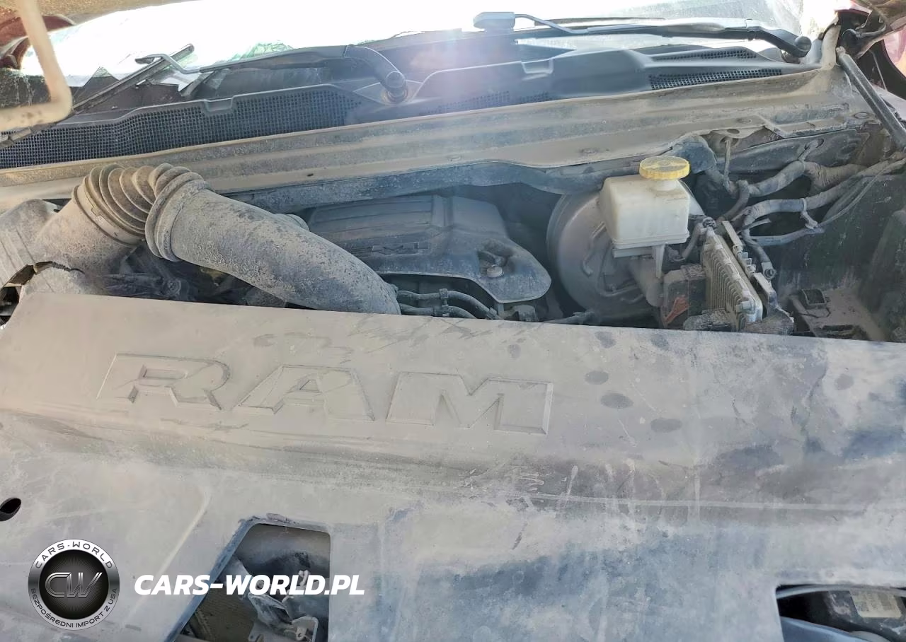 2020 Ram 1500 Laramie VIN:1C6SRFJT2LN134209 - 11