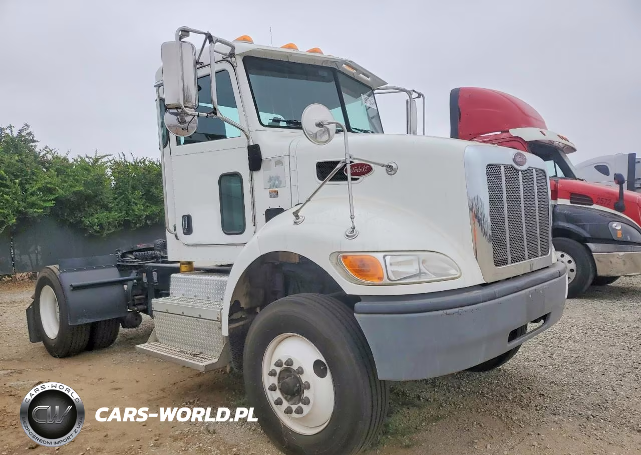 2017 Peterbilt 382 Semi Truck – zdjęcie 1 z 10
