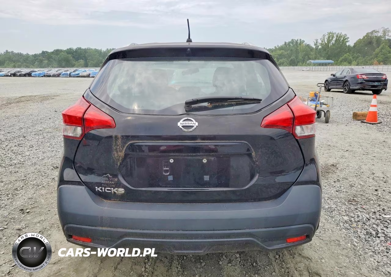2019 Nissan Kicks S VIN:3N1CP5CU1KL530801 - 6
