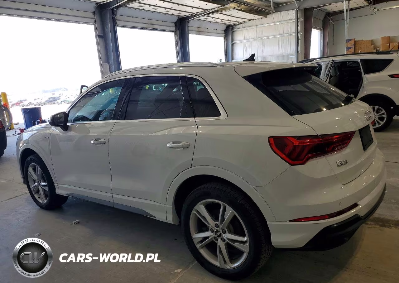 2021 Audi Q3 Premium S Line 45 VIN:WA1DECF31M1040636 - 2