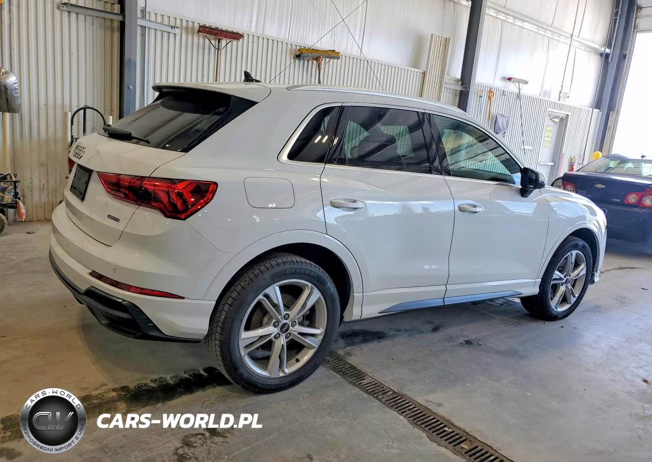 2021 Audi Q3 Premium S Line 45 VIN:WA1DECF31M1040636 - 3