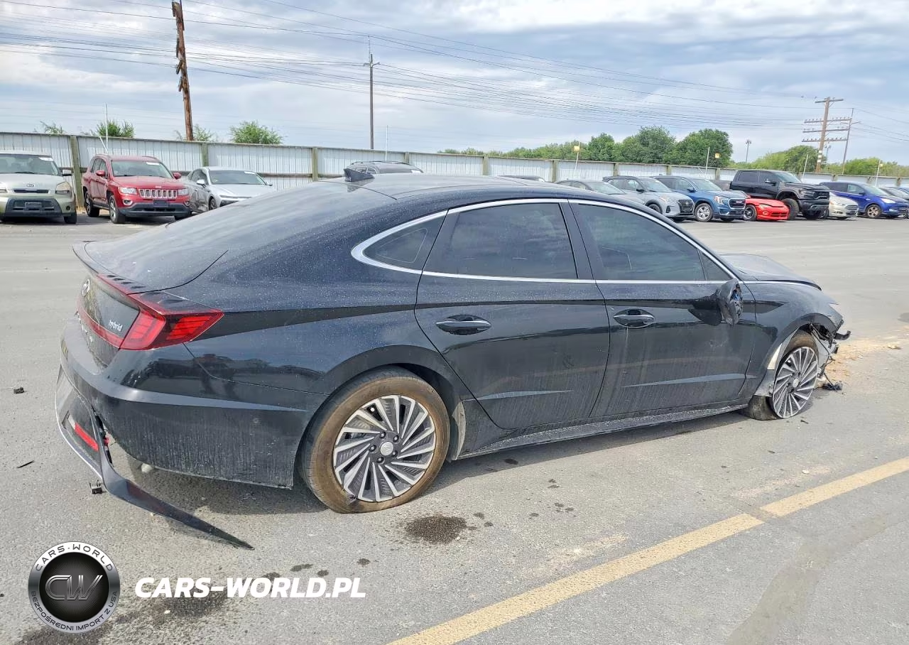 2023 Hyundai Sonata Hybrid Limited VIN:KMHL54JJ4PA073059 - 3