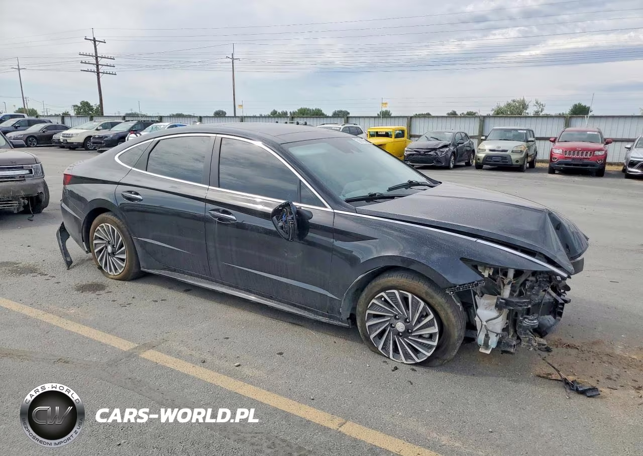2023 Hyundai Sonata Hybrid Limited VIN:KMHL54JJ4PA073059 - 4
