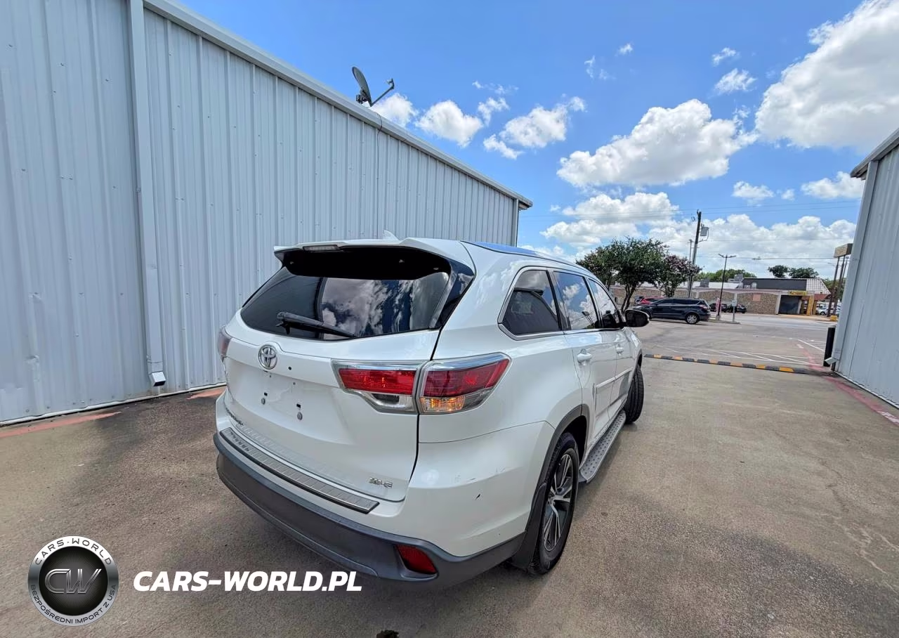 2016 Toyota Highlander Xle VIN:5TDKKRFH9GS155738 - 4