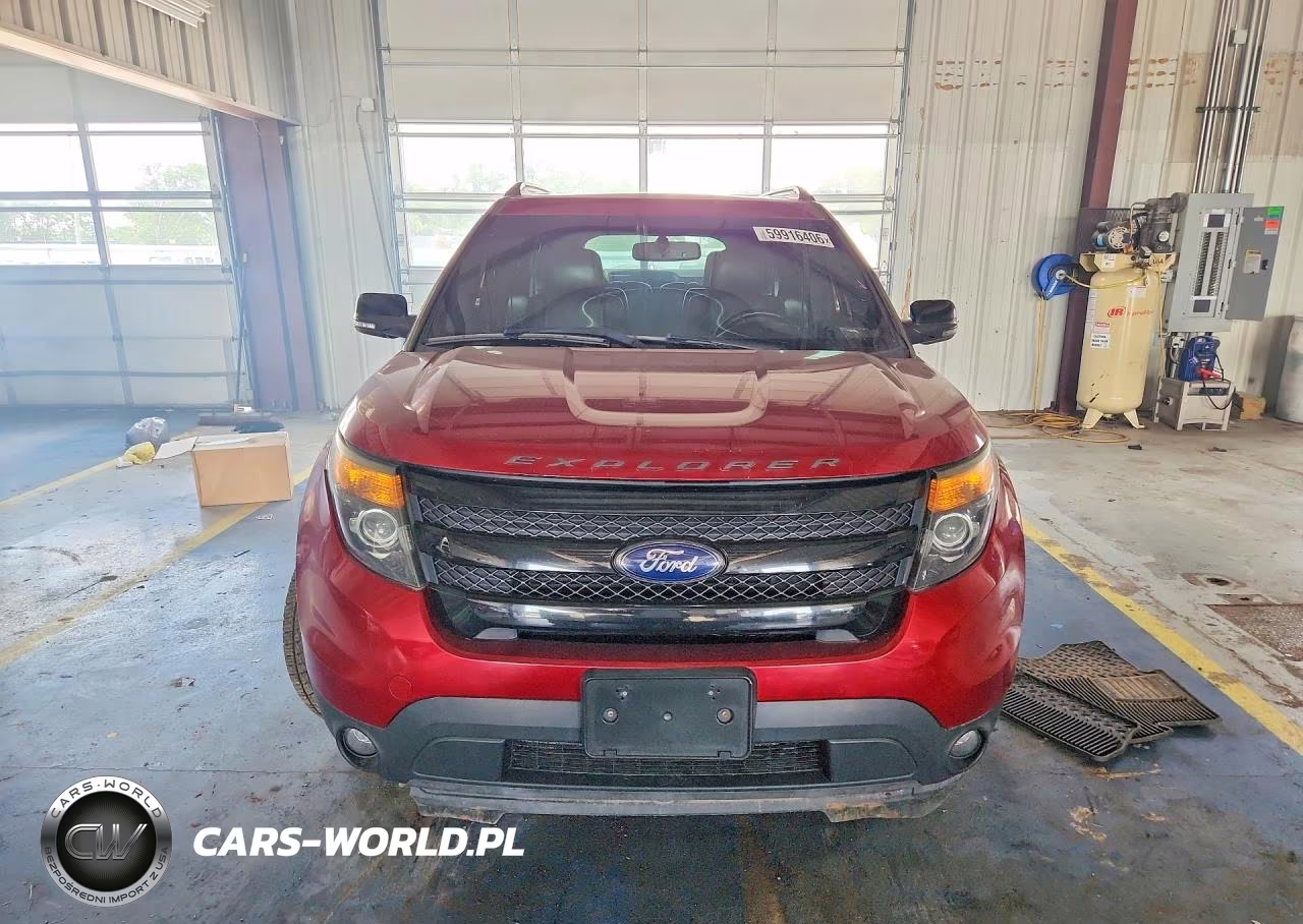 2015 Ford Explorer Sport VIN:1FM5K8GTXFGA52634 - 5