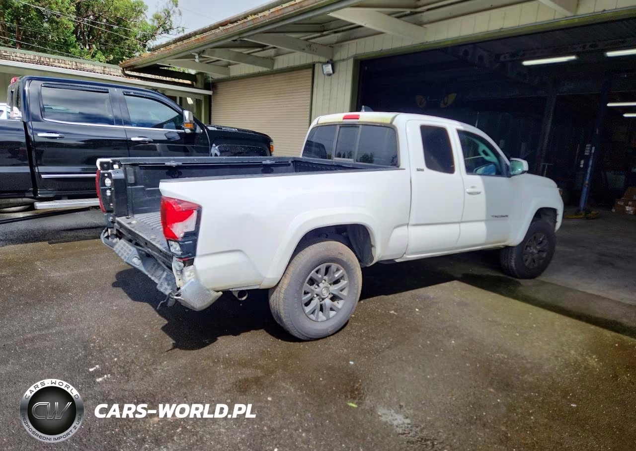2023 Toyota Tacoma Sr V6 VIN:3TYSZ5AN1PT121797 - 3