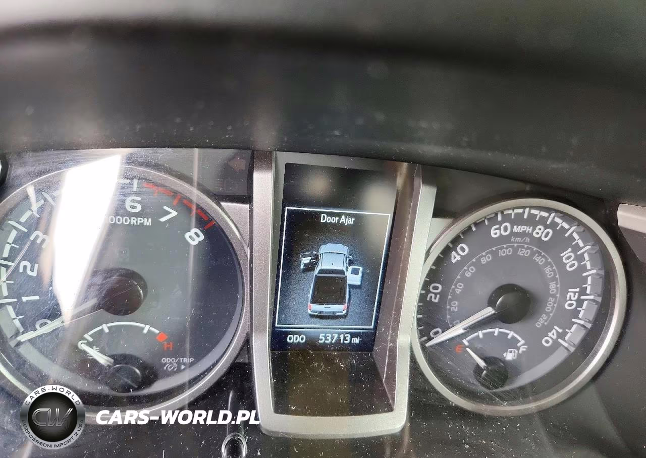 2023 Toyota Tacoma Sr V6 VIN:3TYSZ5AN1PT121797 - 9
