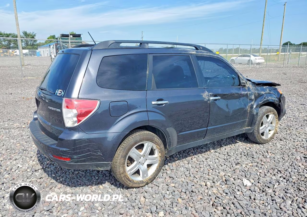 2010 Subaru Forester 2.5X Premium VIN:JF2SH6CC2AH760543 - 3