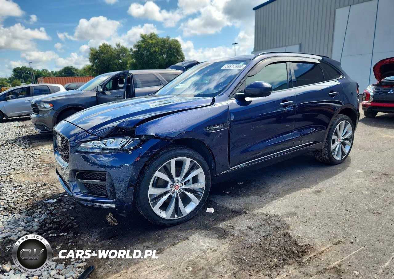 2017 Jaguar F-Pace R - Sport – zdjęcie 1 z 13