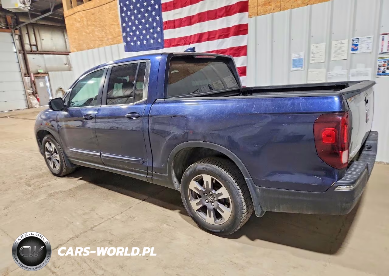 2017 Honda Ridgeline Rtl VIN:5FPYK3F67HB011690 - 2