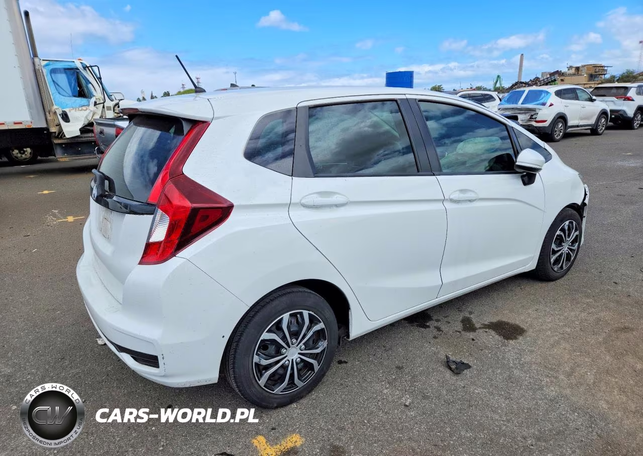 2019 Honda Fit Lx VIN:3HGGK5H47KM731586 - 3