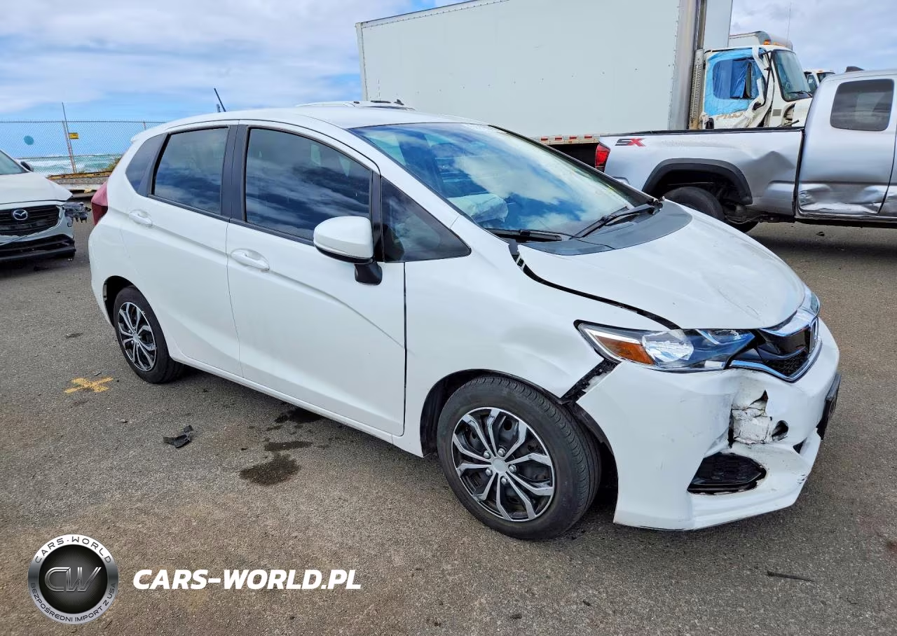 2019 Honda Fit Lx VIN:3HGGK5H47KM731586 - 4