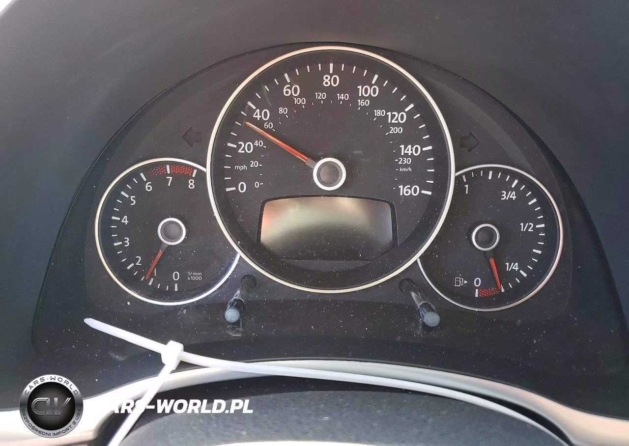 2012 Volkswagen Beetle Turbo VIN:3VWVA7AT9CM659424 - 9