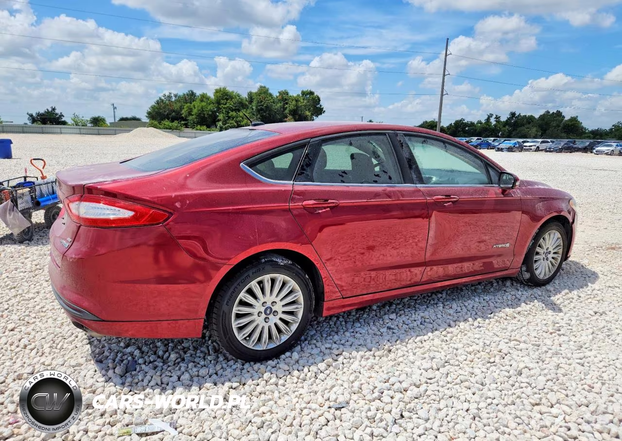 2013 Ford Fusion VIN:3FA6P0LU0DR342676 - 3
