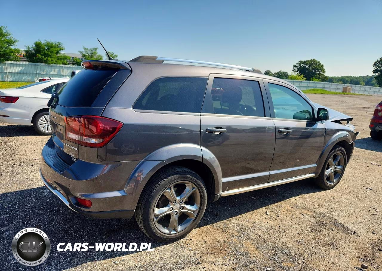 2015 Dodge Journey Crossroad VIN:3C4PDCGB5FT711765 - 3