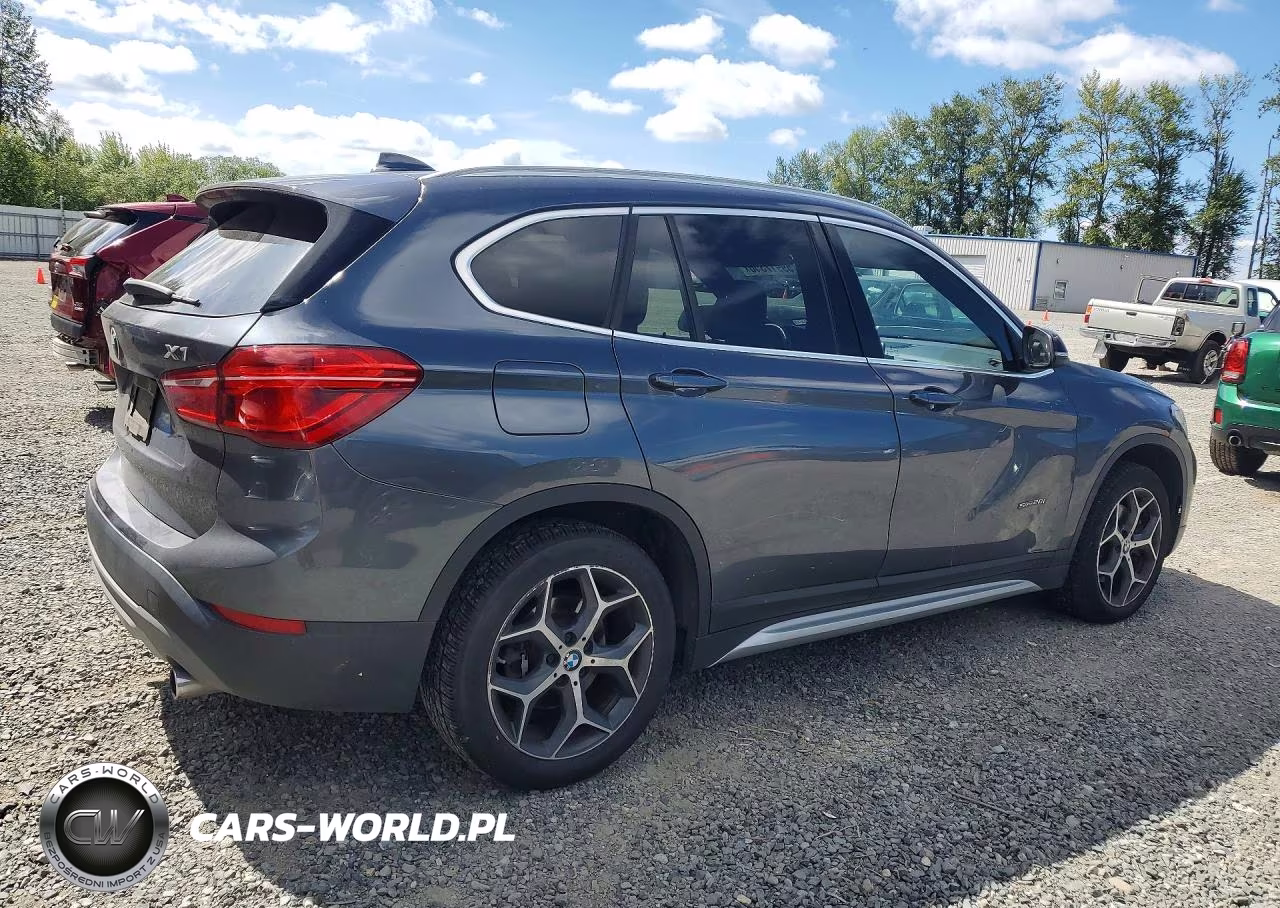 2018 BMW X1 Sdrive28I VIN:WBXHU7C38J5H43652 - 3