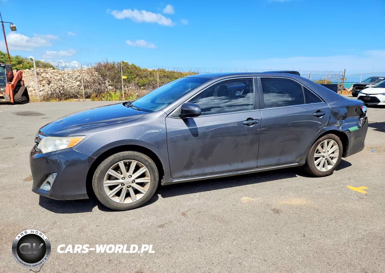 2012 Toyota Camry Hybrid Xle