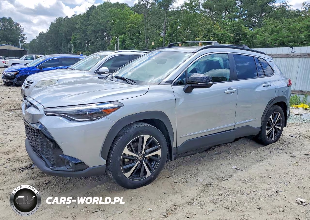 2025 Toyota Corolla Cross Hybrid Xse – zdjęcie 1 z 12