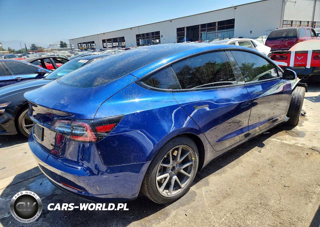 2022 Tesla Model 3 VIN:5YJ3E1EB8NF125626 - 3