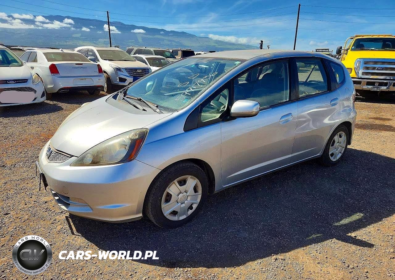 2013 Honda Fit VIN:JHMGE8H35DC071520 - 1