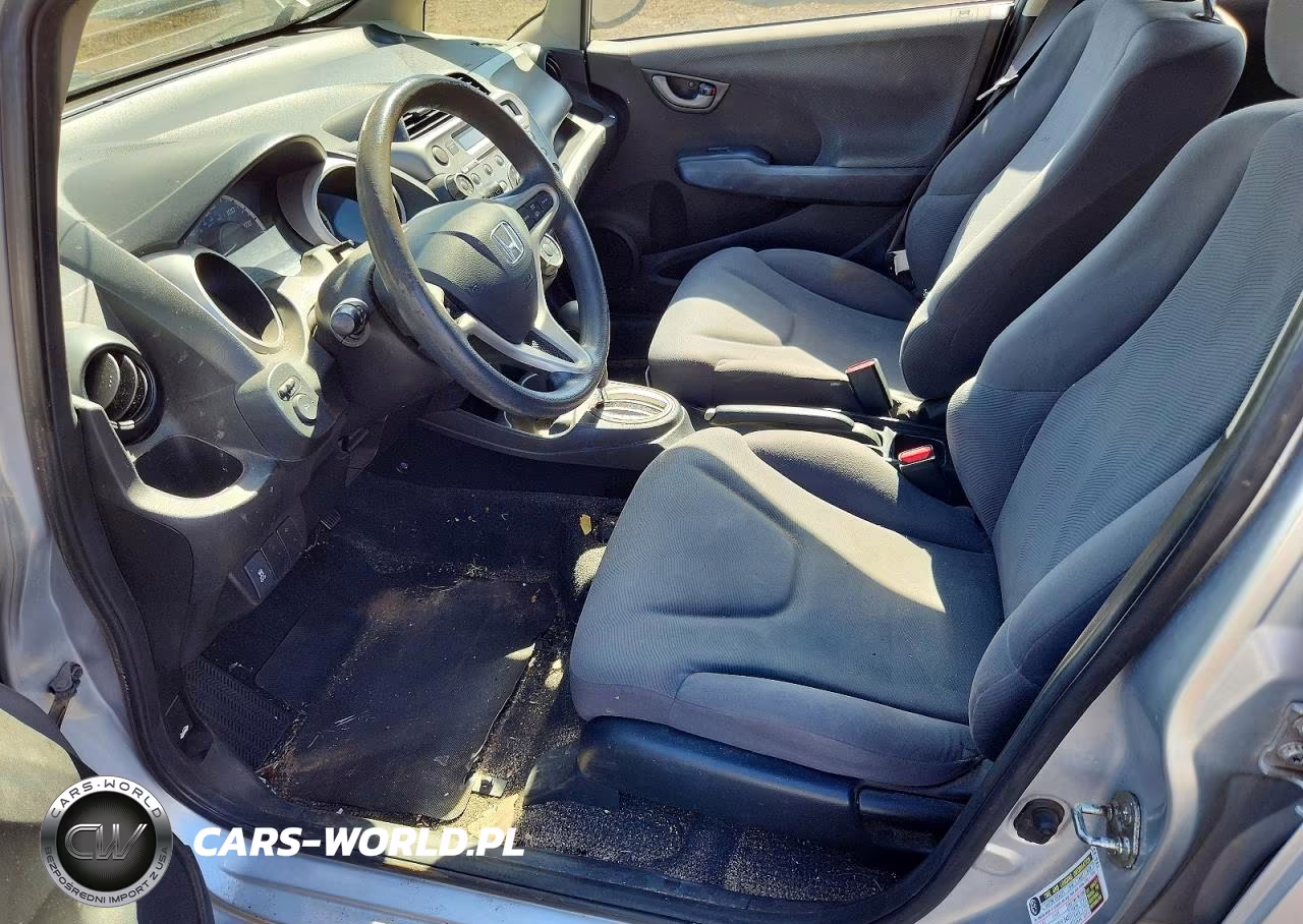 2013 Honda Fit VIN:JHMGE8H35DC071520 - 7