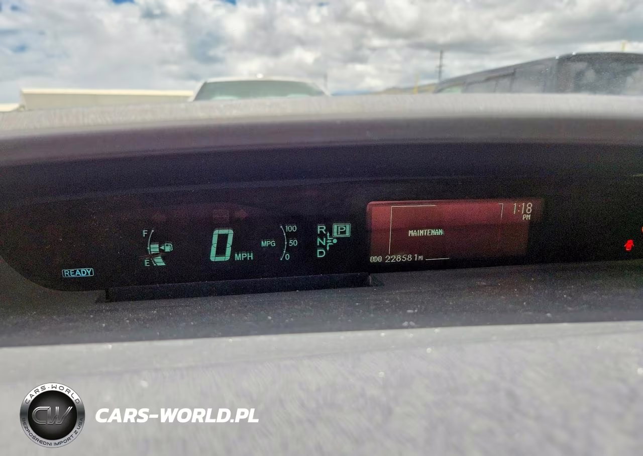2012 Toyota Prius Two VIN:JTDKN3DU7C5387114 - 9