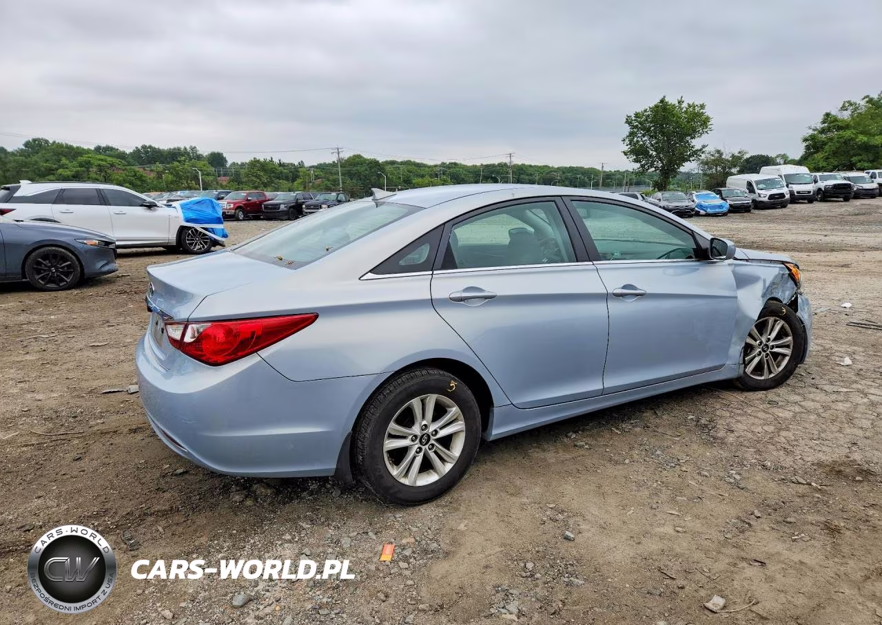 2013 Hyundai Sonata Gls VIN:5NPEB4AC4DH673415 - 3