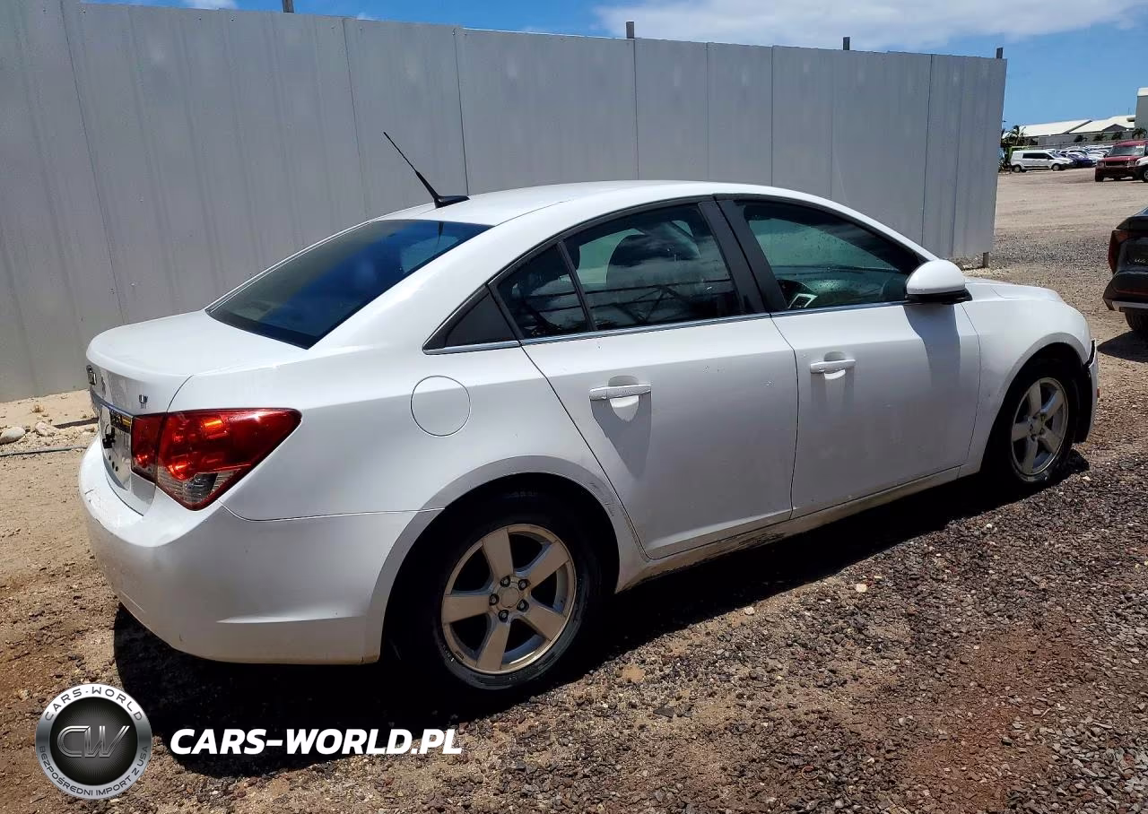 2013 Chevrolet Cruze Lt VIN:1G1PC5SB1D7127251 - 3