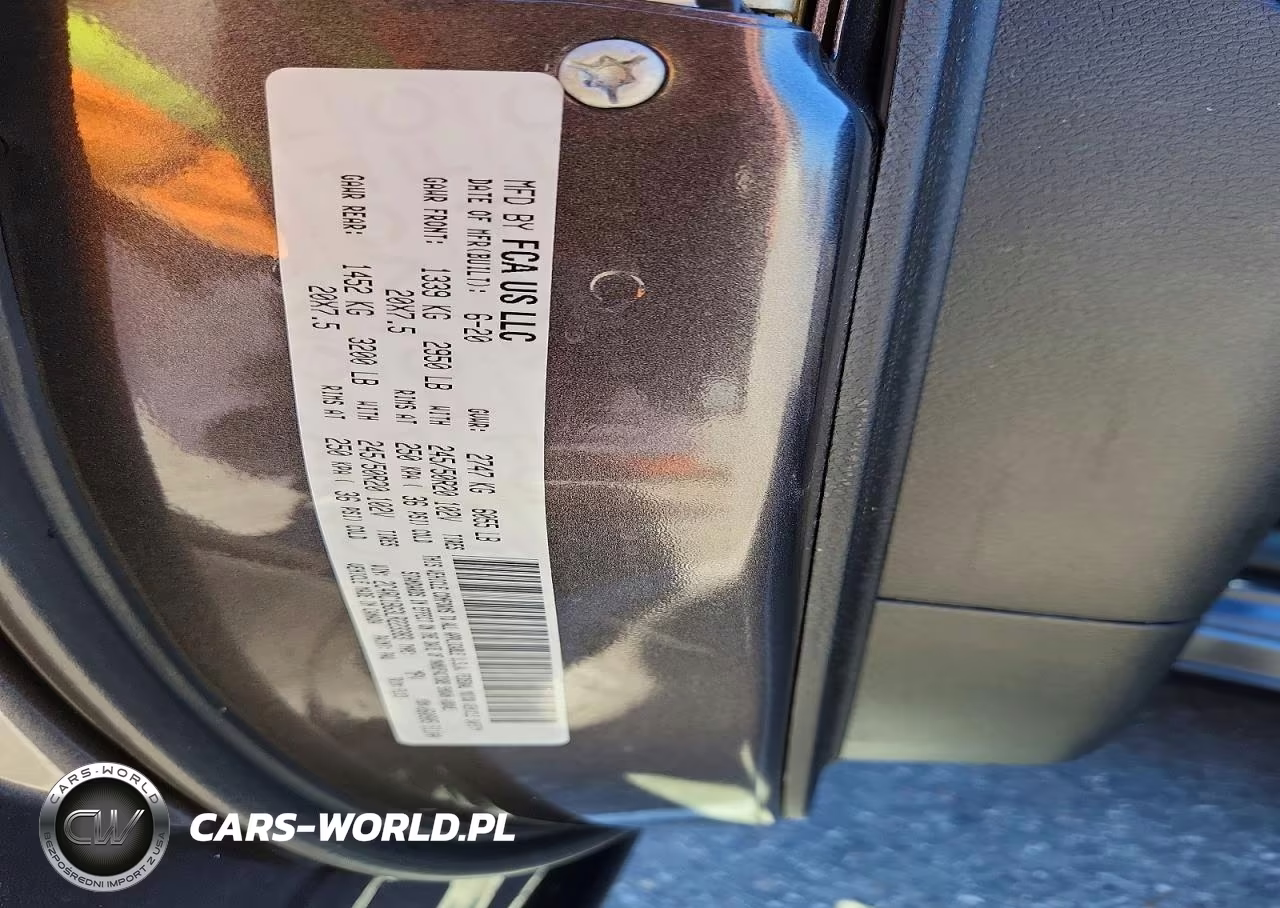 2020 Chrysler Pacifica Touring L VIN:2C4RC1BG3LR223383 - 13