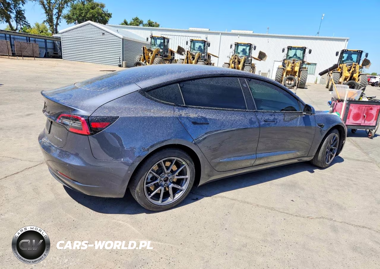 2022 Tesla Model 3 VIN:5YJ3E1EB2NF319634 - 3