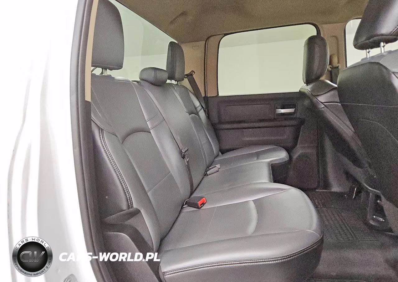2019 Ram 2500 Tradesman VIN:3C6UR5CJ2KG512700 - 10