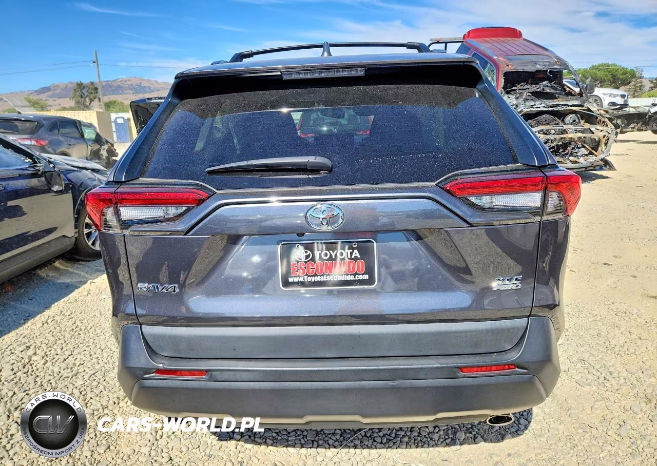 2023 Toyota Rav4 Xle Premium VIN:2T3C1RFV7PW285237 - 6