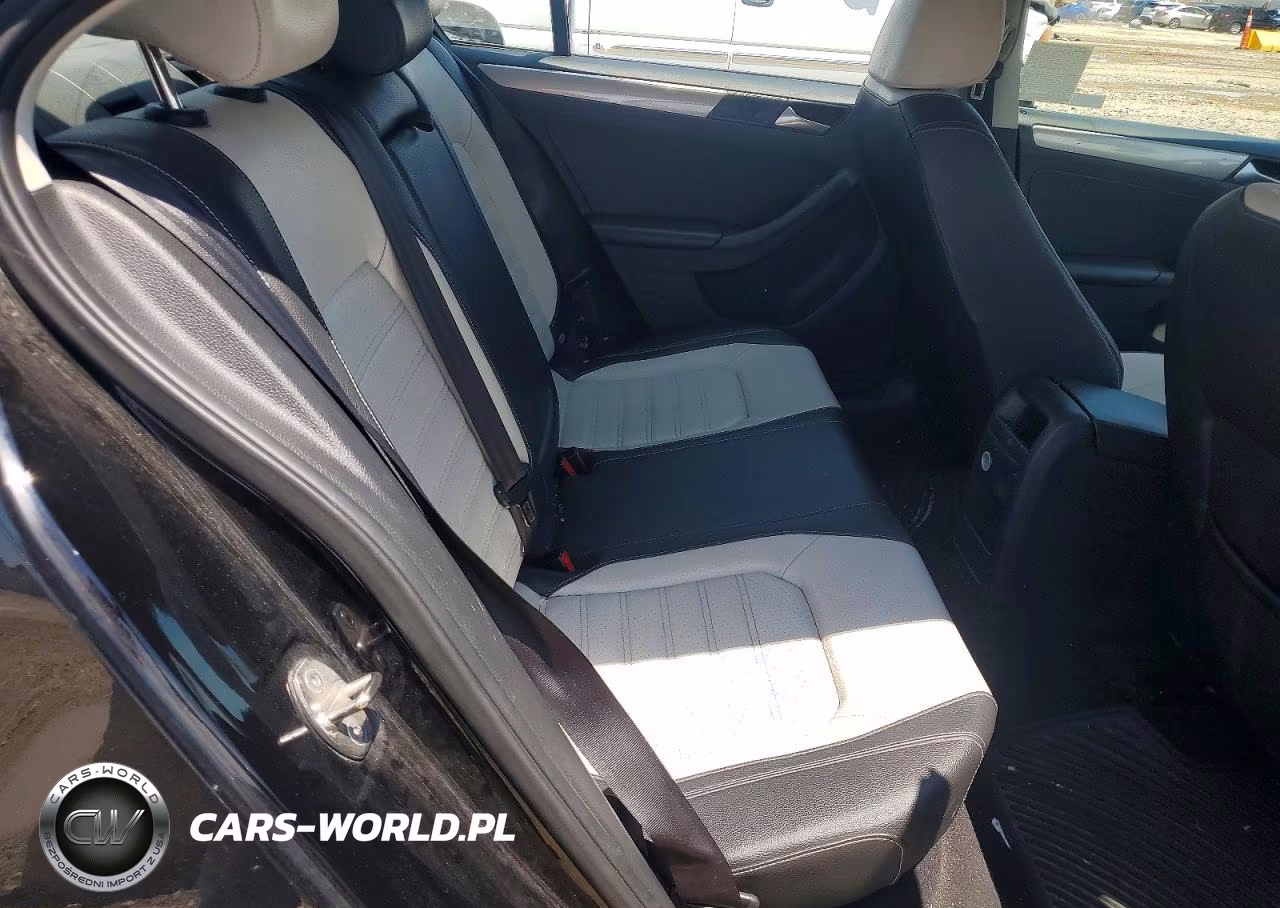 2017 Volkswagen Jetta S VIN:3VW2B7AJ2HM281243 - 10