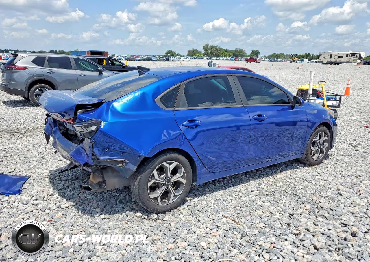 2020 Kia Forte Lxs VIN:3KPF24AD1LE140681 - 3