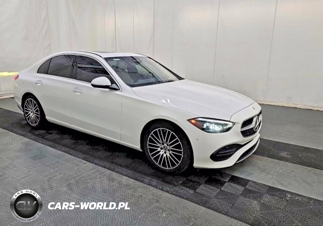 2023 Mercedes-Benz C 300 4Matic – zdjęcie 1 z 13