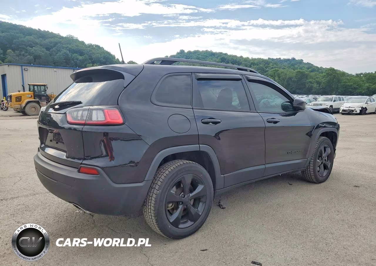 2019 Jeep Cherokee Latitude Plus VIN:1C4PJMLX7KD456018 - 3