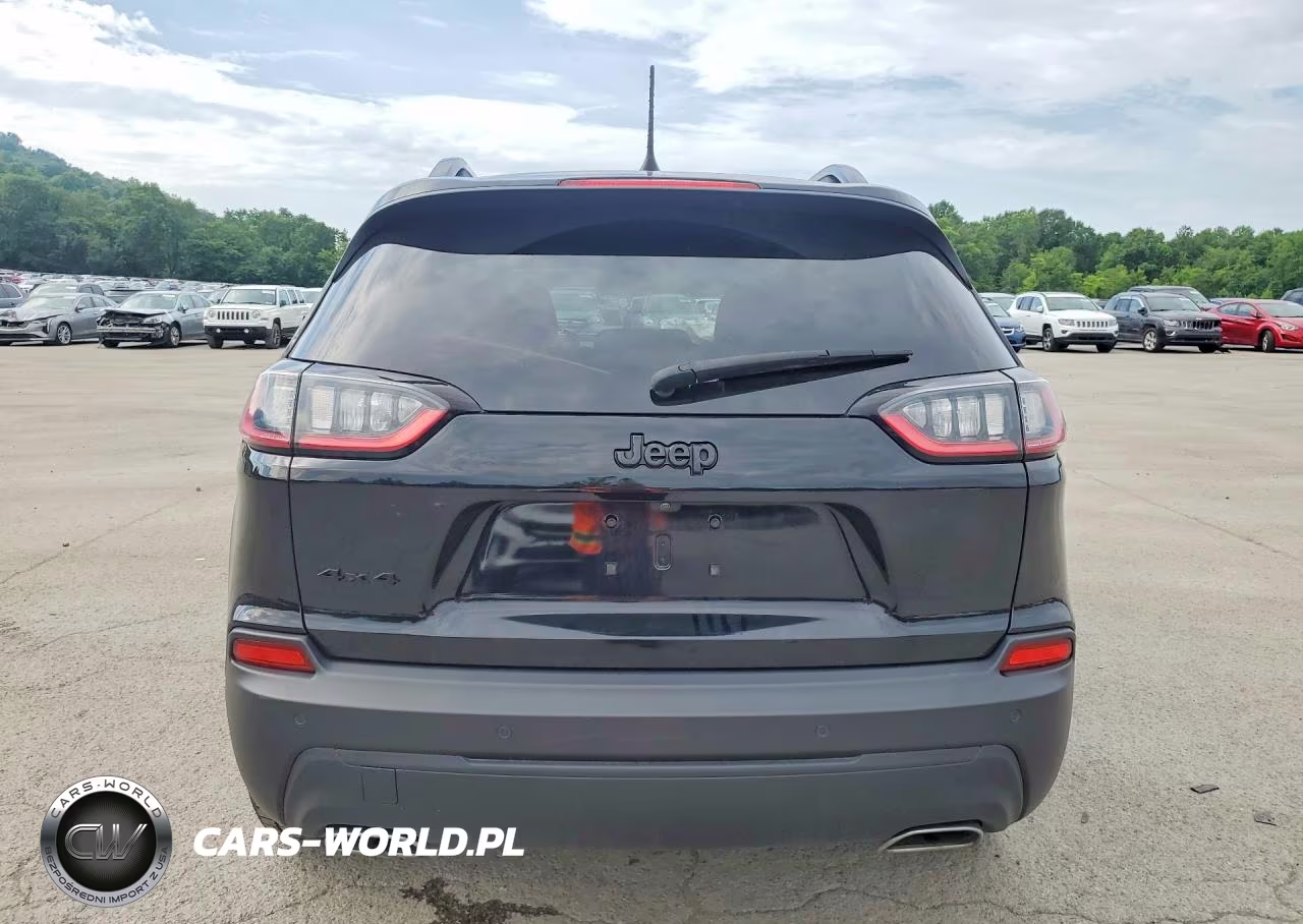 2019 Jeep Cherokee Latitude Plus VIN:1C4PJMLX7KD456018 - 6