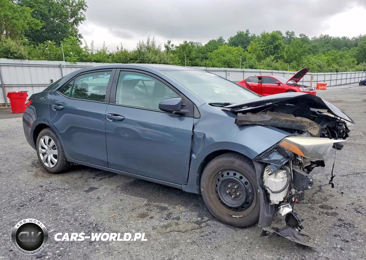 2016 Toyota Corolla Le VIN:2T1BURHE7GC561197 - 4