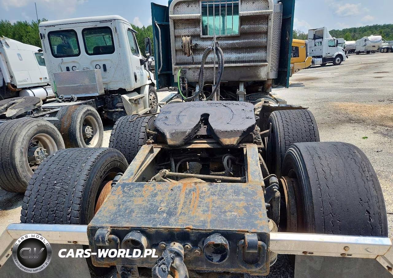 2001 Freightliner Columbia Columbia VIN:1FUJA6CG71LJ34266 - 10