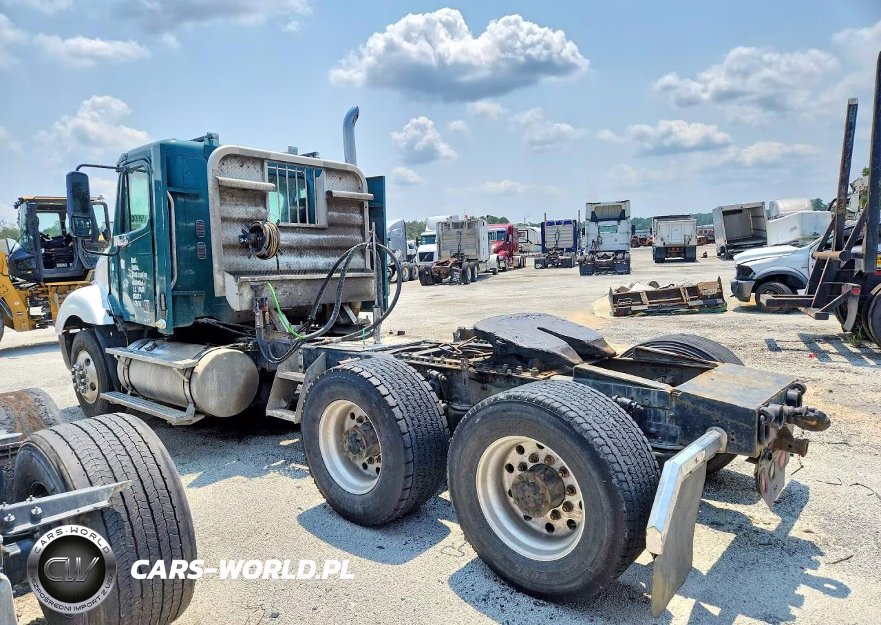 2001 Freightliner Columbia Columbia VIN:1FUJA6CG71LJ34266 - 2