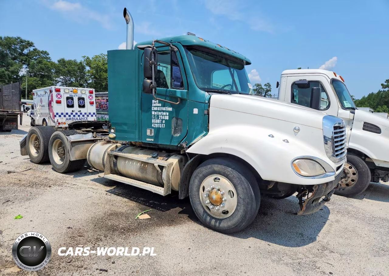 2001 Freightliner Columbia Columbia VIN:1FUJA6CG71LJ34266 - 4