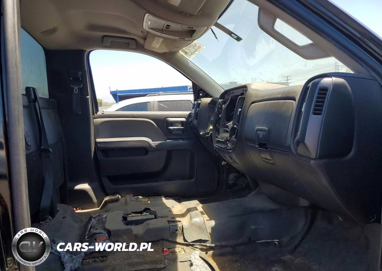 2018 Chevrolet Silverado C1500 VIN:1GCNCNEC8JZ380571 - 10